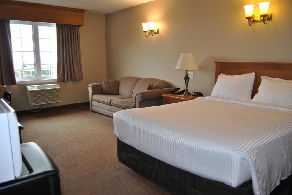 Auberge Bouctouche Inn & Suites Exterior photo